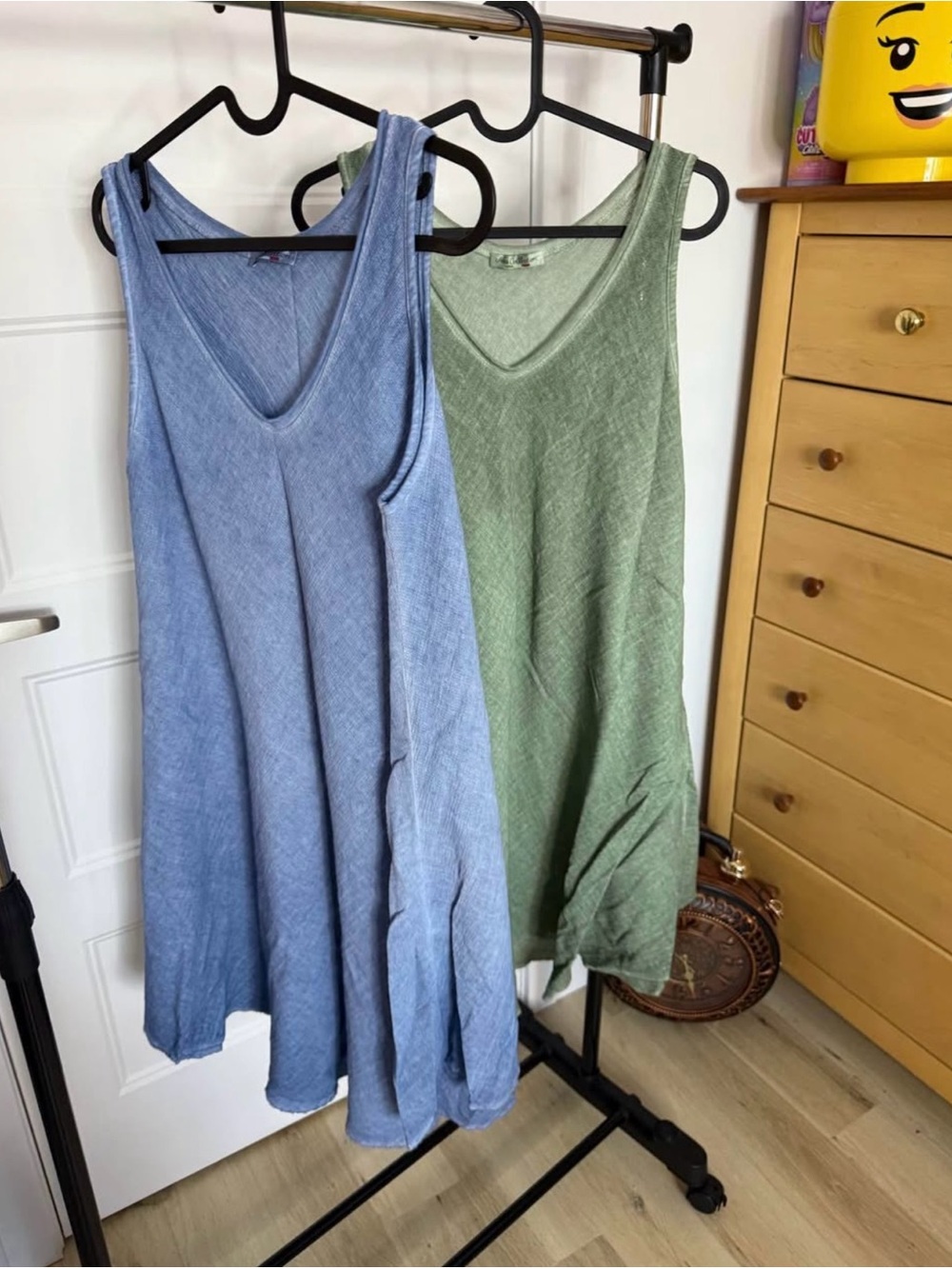 Sleeveless V-Neck Linen-Blend Tunic Dress in Blue and Green - Cotton - Lot of 2